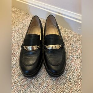 Mamut Loafer with Gold Buckle
